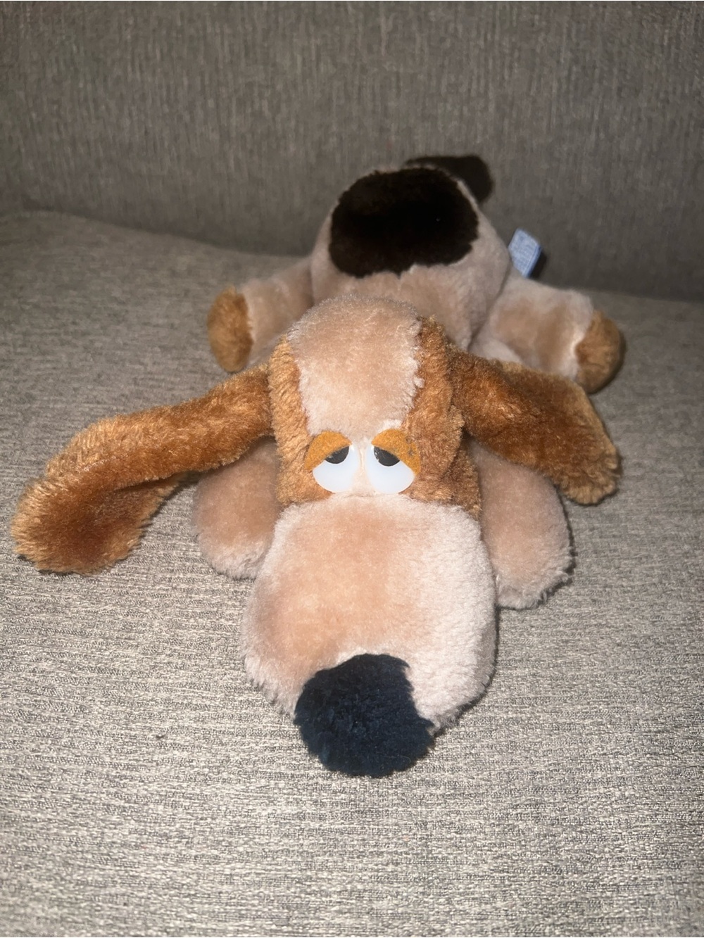 Vintage 1970’s  Wallace Berrie Hound Dog bentley  10” Brown Plush Stuffed